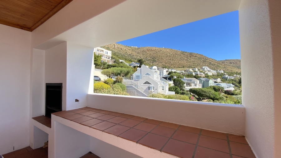 5 Bedroom Property for Sale in Simons Kloof Western Cape